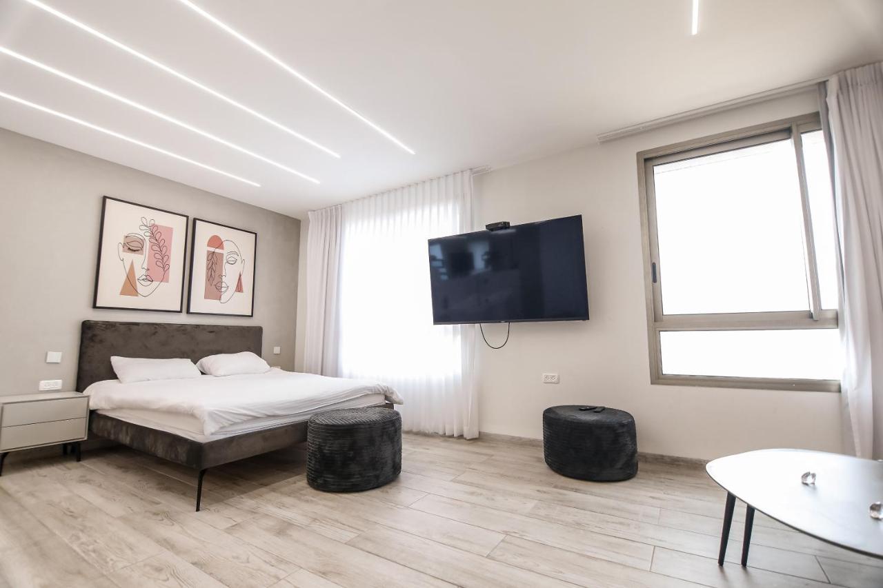 Appartement בניין אלמוג - מגדל הים à Haïfa Extérieur photo
