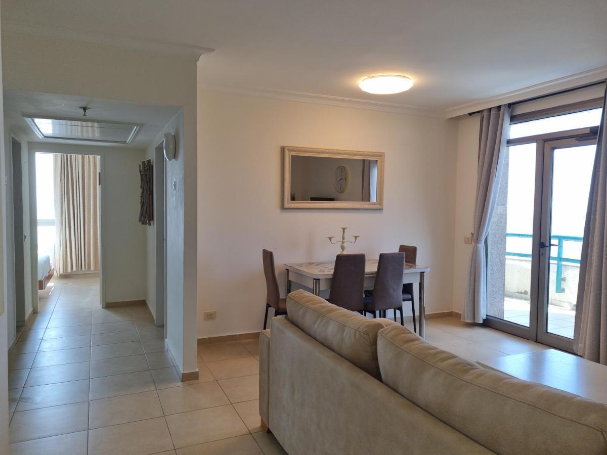 Appartement בניין אלמוג - מגדל הים à Haïfa Extérieur photo